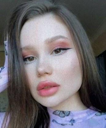 💋💫
Я живу в прекрасном городе Москва, где каждый день возможно воплотить тайные фантазии в реальность. 🌃
Мои услуги охватывают широкий спектр интимных наслаждений - от расслабляющего массажа до более пикантных фантазий. Отведи меня всего лишь на час и ты окунешься в мир похоти и страсти. 🔥💦
У меня есть отличные отзывы от предыдущих клиентов, которые говорят о моем профессионализме и умении угодить каждому. 🌟✨
Не сомневайся и позвони мне, чтобы увидеть мои чарующие фото и погрузиться в наш с тобой секретный мир наслаждения и удовольствия. 💫🌹 Людка