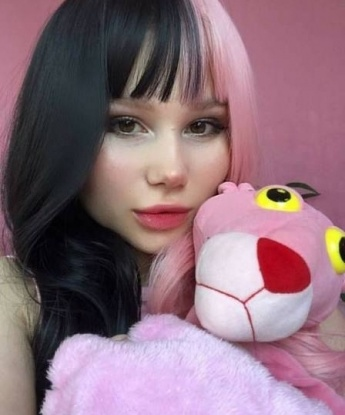 💋💫
Я живу в прекрасном городе Москва, где каждый день возможно воплотить тайные фантазии в реальность. 🌃
Мои услуги охватывают широкий спектр интимных наслаждений - от расслабляющего массажа до более пикантных фантазий. Отведи меня всего лишь на час и ты окунешься в мир похоти и страсти. 🔥💦
У меня есть отличные отзывы от предыдущих клиентов, которые говорят о моем профессионализме и умении угодить каждому. 🌟✨
Не сомневайся и позвони мне, чтобы увидеть мои чарующие фото и погрузиться в наш с тобой секретный мир наслаждения и удовольствия. 💫🌹 Людка
